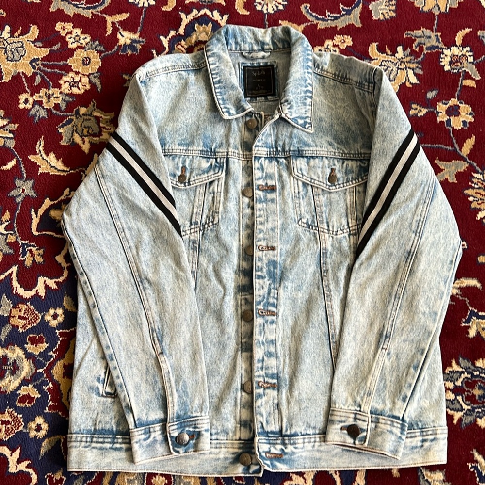 Non-Branded Denim Jacket